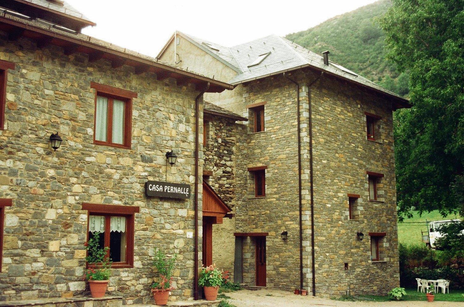 Hostal Pernalle Erill la Vall Eksteriør bilde